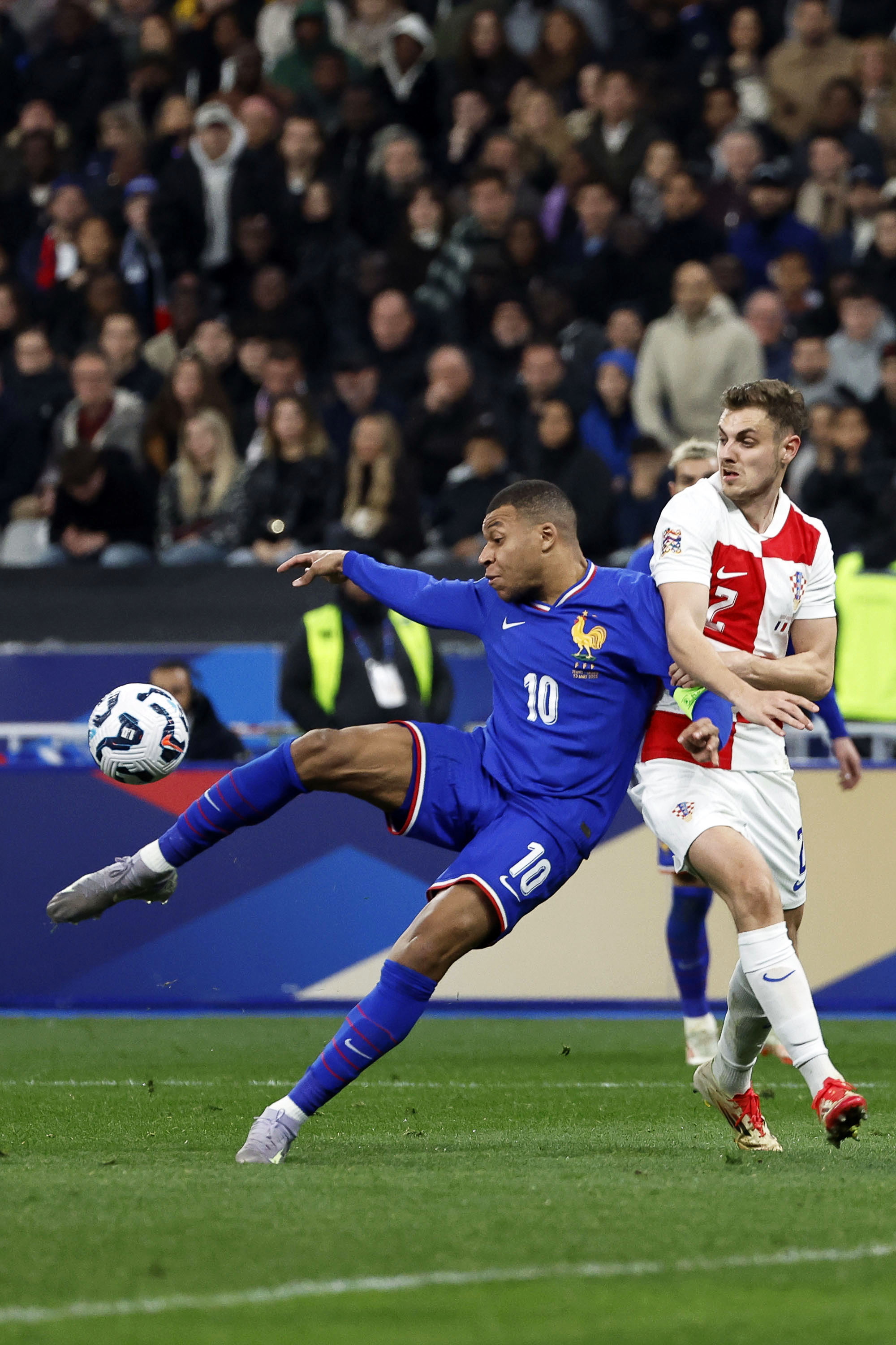 乐鱼体育登录-热烈角逐：欧洲足球绝对精彩的简单介绍