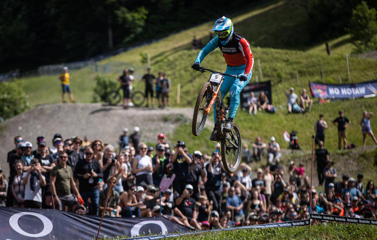 奥地利队实现逆袭，成功杀入16强！的简单介绍