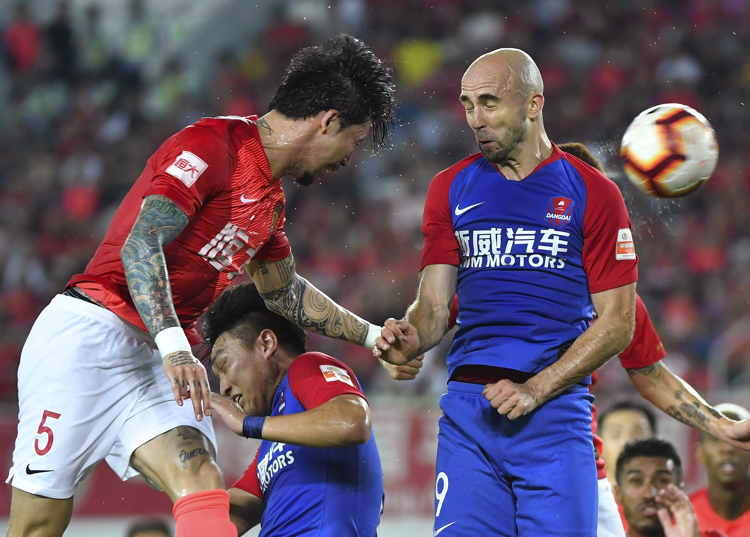 乐鱼体育课程-关于重庆斯威客场不敌对手，天津泰达球员亟需调整的信息