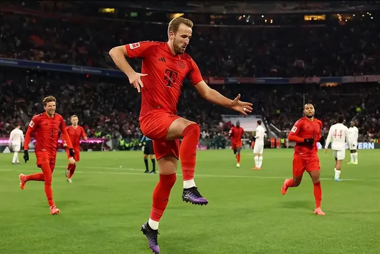 阿森纳逆转赫尔城，-取得三连胜的简单介绍