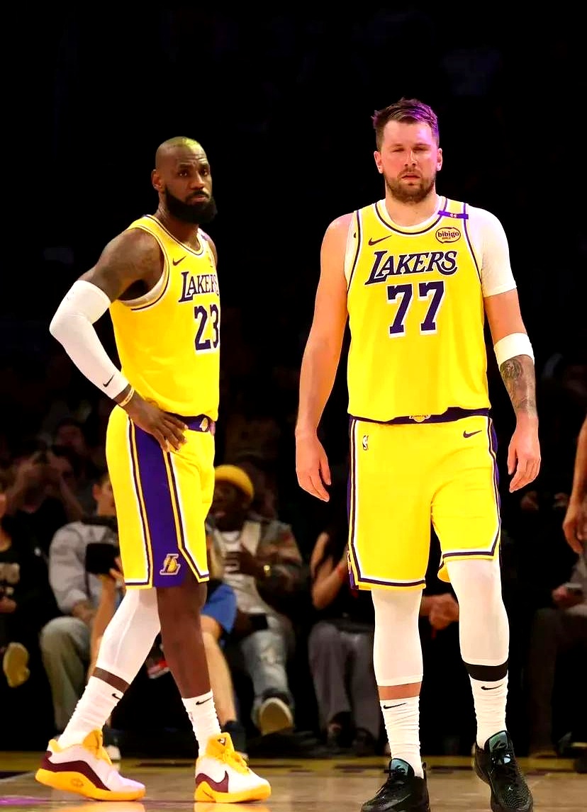 关于火爆赛事：拓荒者队逆袭，击败湖人队的信息