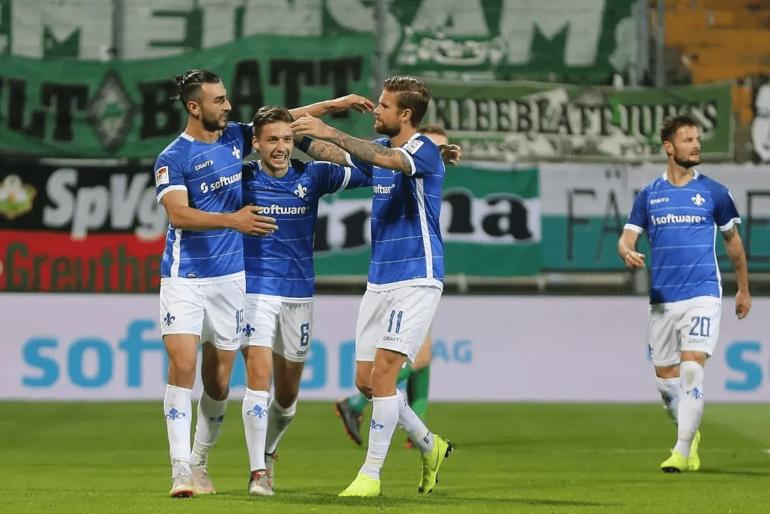 乐鱼体育入口-关于柏林赫塔战胜多特蒙德队，雄起巅峰的信息