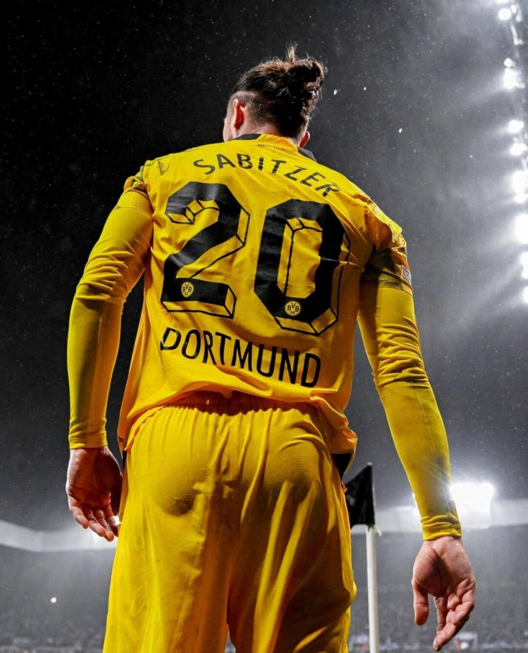 包含超级替补突然崭露头角，成为球队新的希望的词条