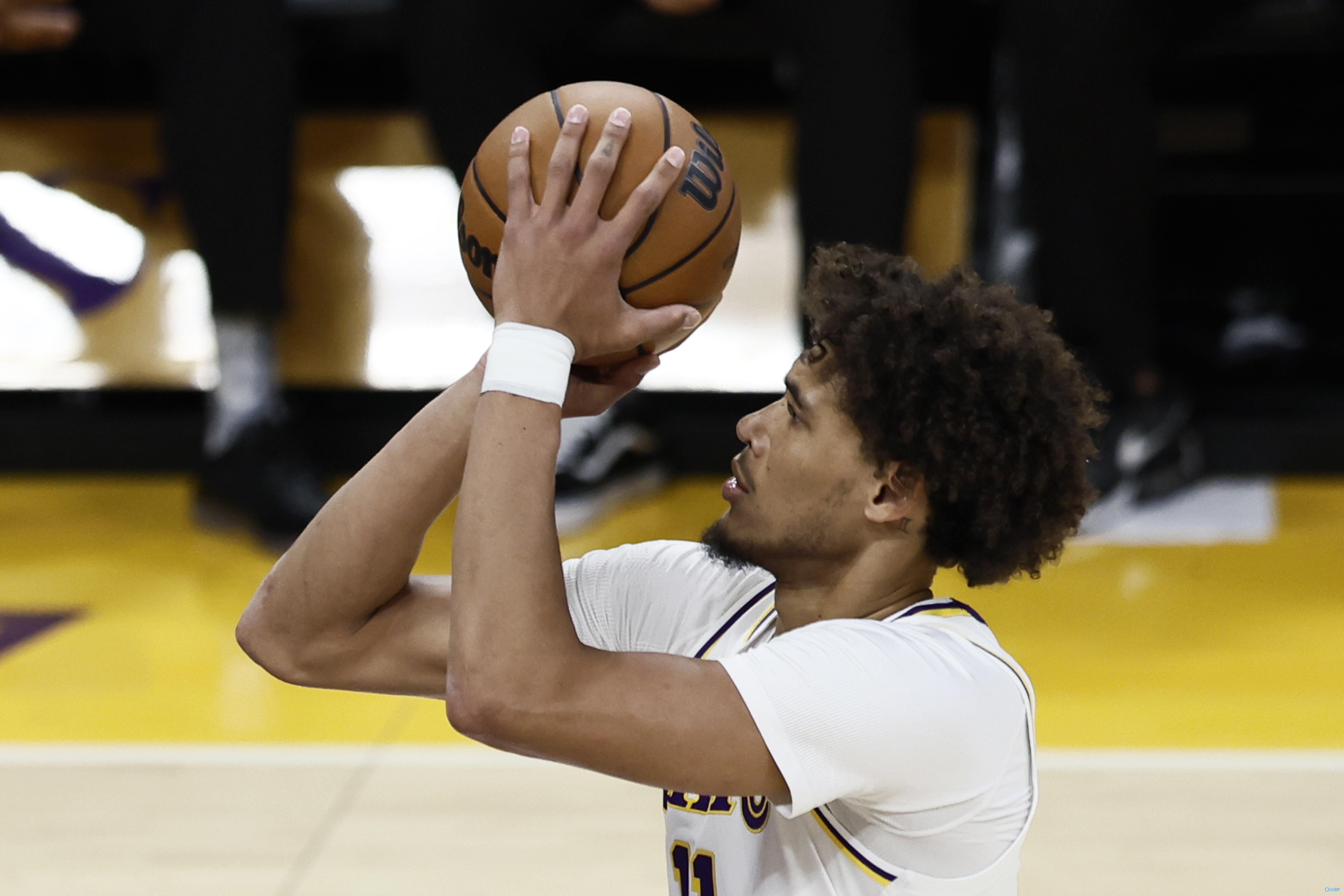 灰熊再度击败圣奥兰，迎来四连胜