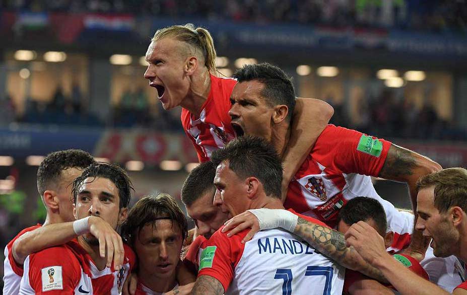 冰岛队摆脱劣势，迎来关键胜利