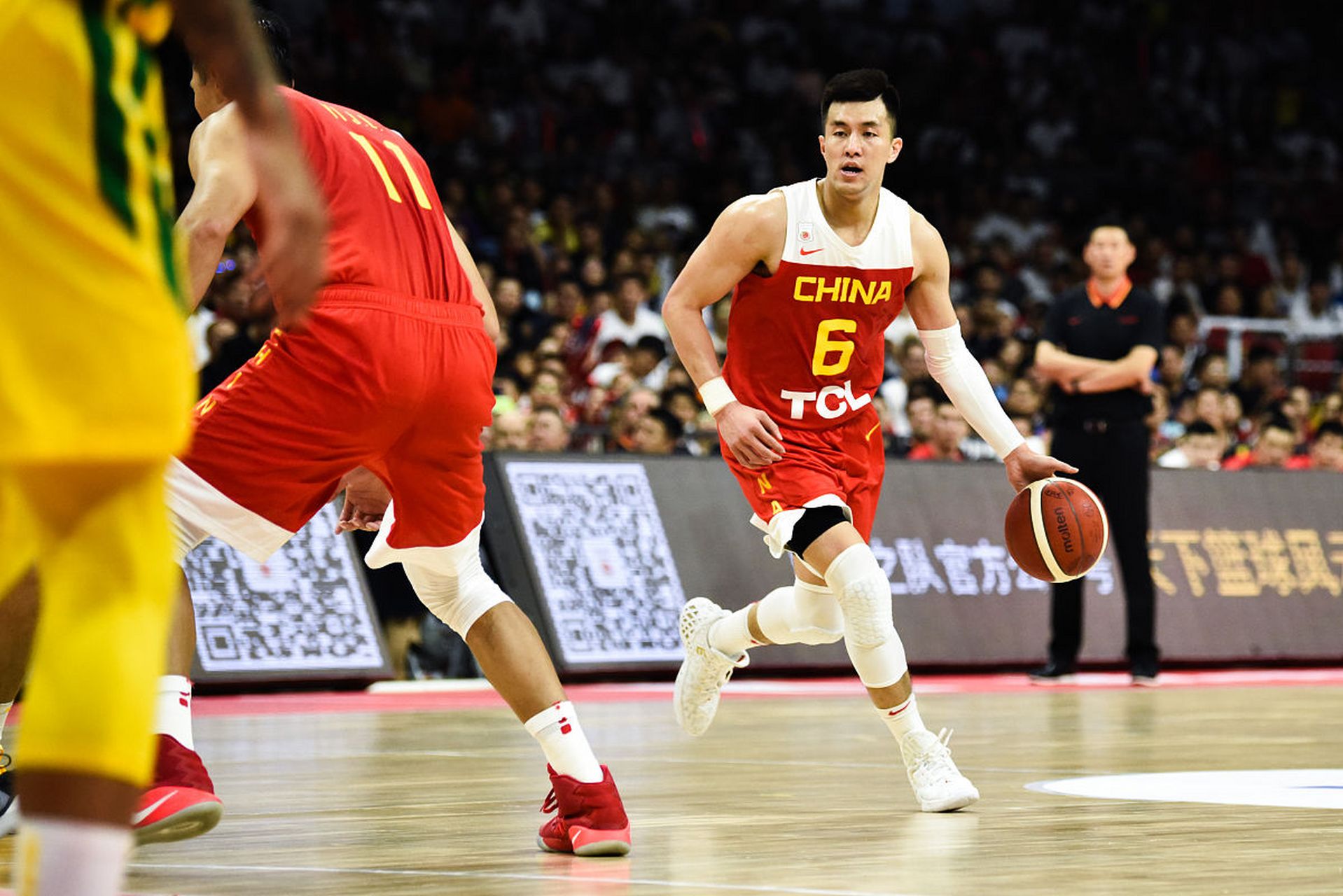 乐鱼体育链接-篮球天赋少年登上职业舞台，开启传奇旅程的简单介绍