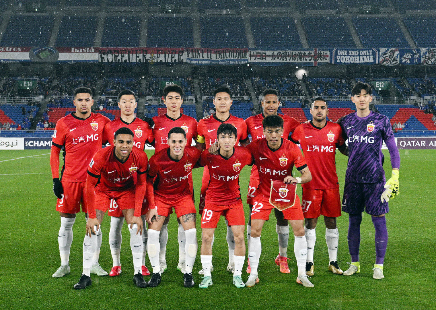 亚洲豪门俱乐部引进新球员，力争冠军的简单介绍