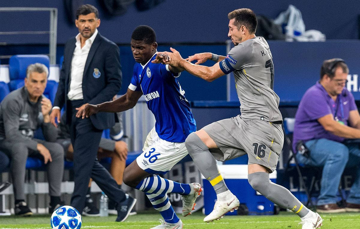 乐鱼体育网页版登录入口-包含奥萨苏纳遭遇惨败，陷入保级泥潭的词条